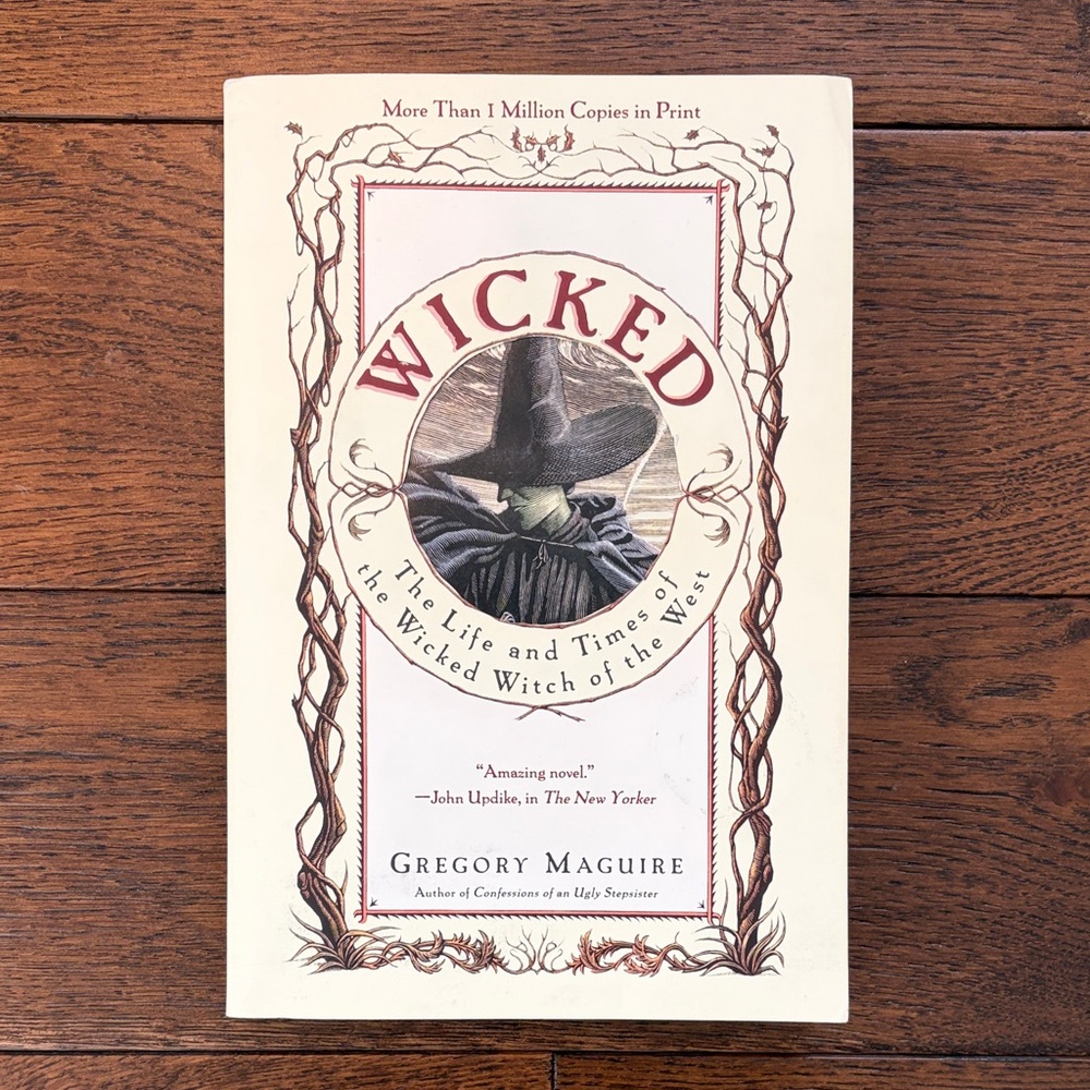 Wicked: The Life and Times of the Wicked Witch of the West Paperback Book